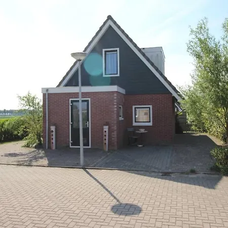 Bungalow 12-20 度假居 *